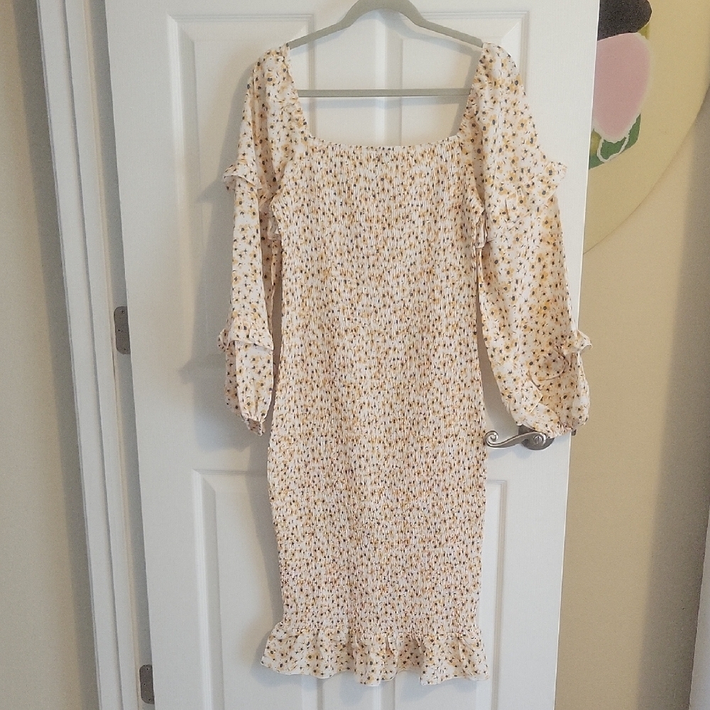 PrettyGarden Chic elastic body long sleeve ruffle accent maaxi dress SzLg